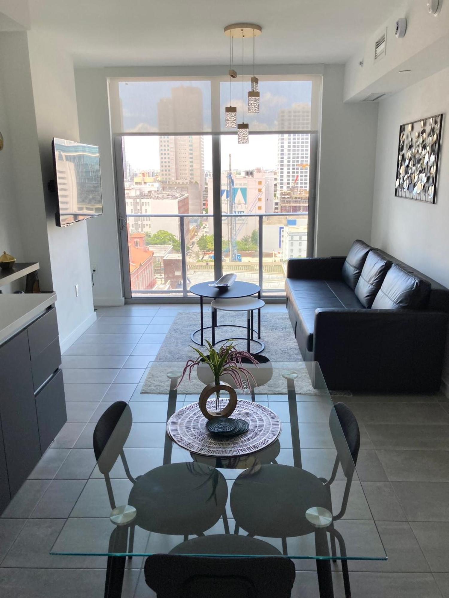Brand New Modern 1 Bedroom Unit Downtown Маямі Екстер'єр фото